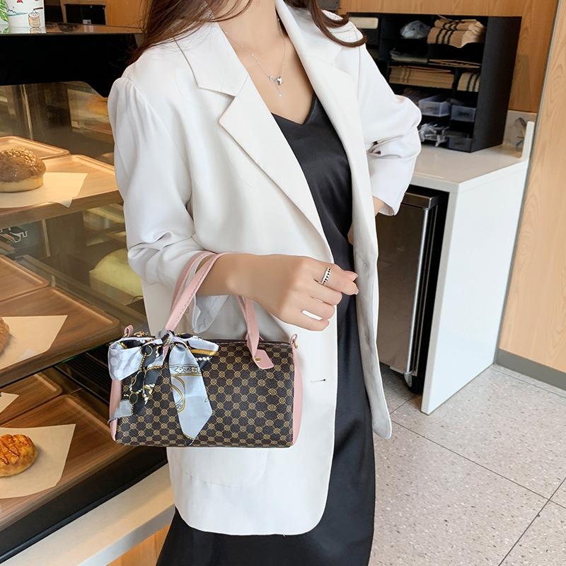 Retro Fashion Silk Scarf Printed Shoulder Crossbody Portable Women's Bag New Chain Cylinder Bag
