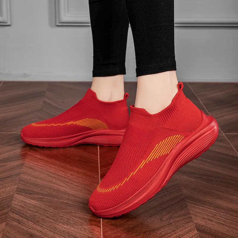 Hot Sale Cheap Mens Socks Shoes Sneakers Unisex Spring Summer Breathable Sneakers Slip-on Platform Sneakers Zapatillas De Hombre