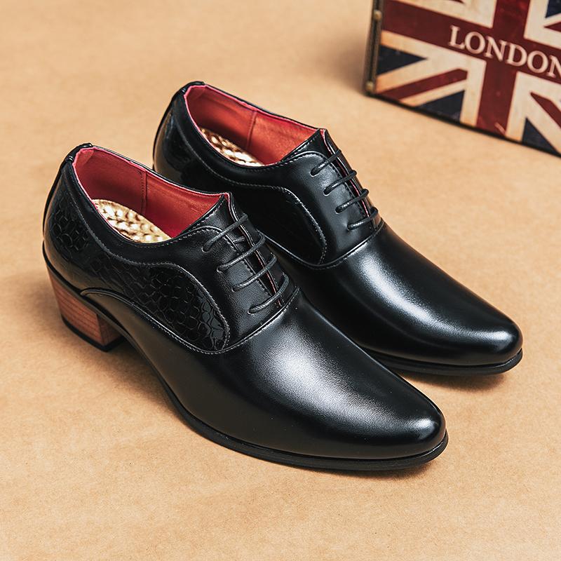 Fashion Men Retro Formal Shoes Black Patent Leather Lace Up Business Derby Shoes Casual Fashion Versatile Shoes Size 38-46 Men Shoes