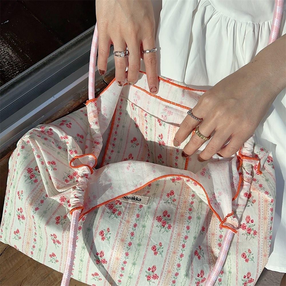 Стильная корейская сумка-тоут с цветочным принтом для студентов, большая вместимость, мягкий дизайн Striped Rose