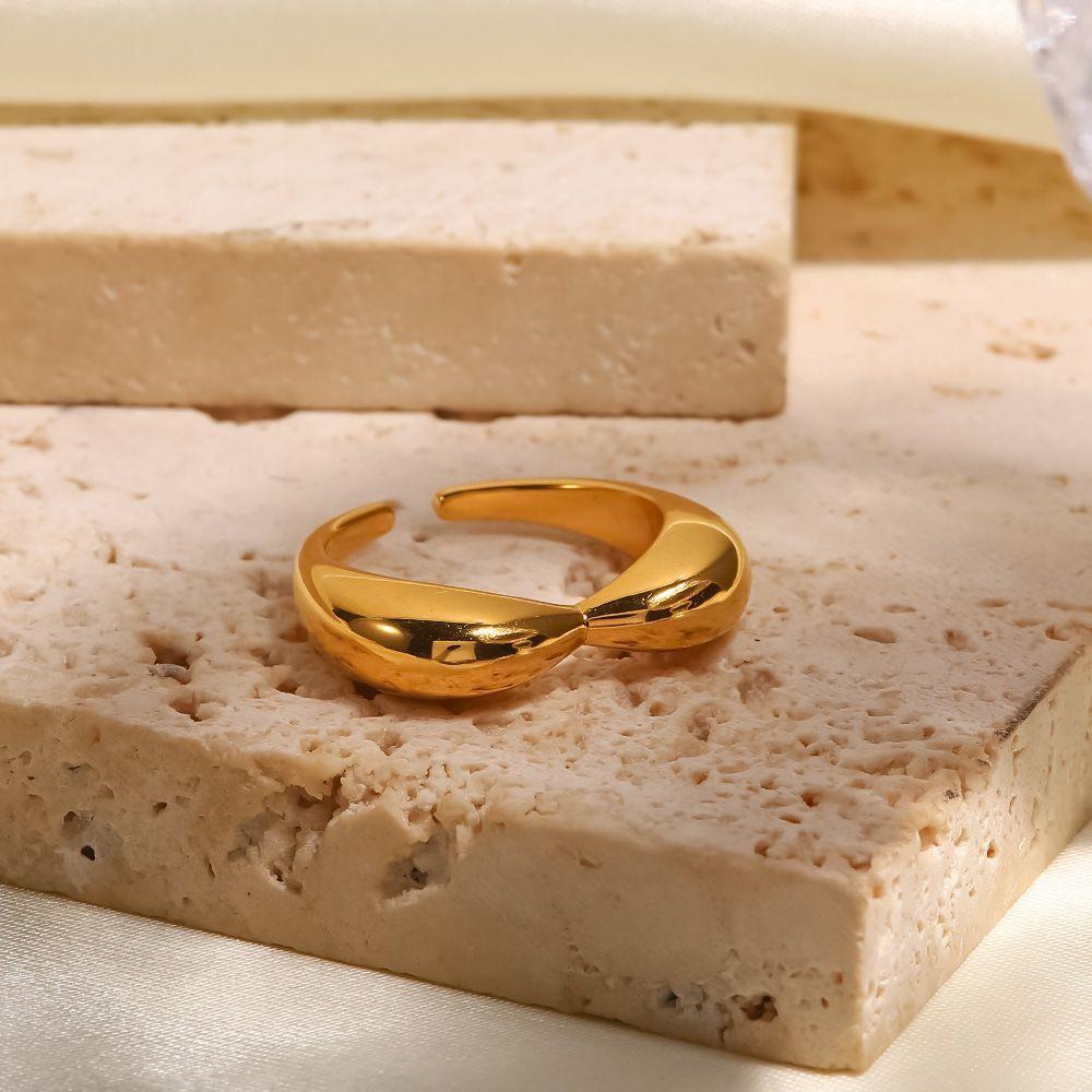 Waterproof Stainless Steel Ring for Women Non-fading Heart Ring Stylish Metal Rings Simple New Jewelry