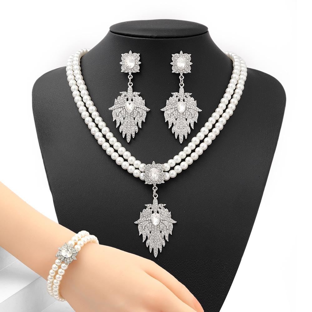 Elegant Floral Pearl Jewelry Set for Brides - Necklace, Earrings & Bracelet In Luxurious Style