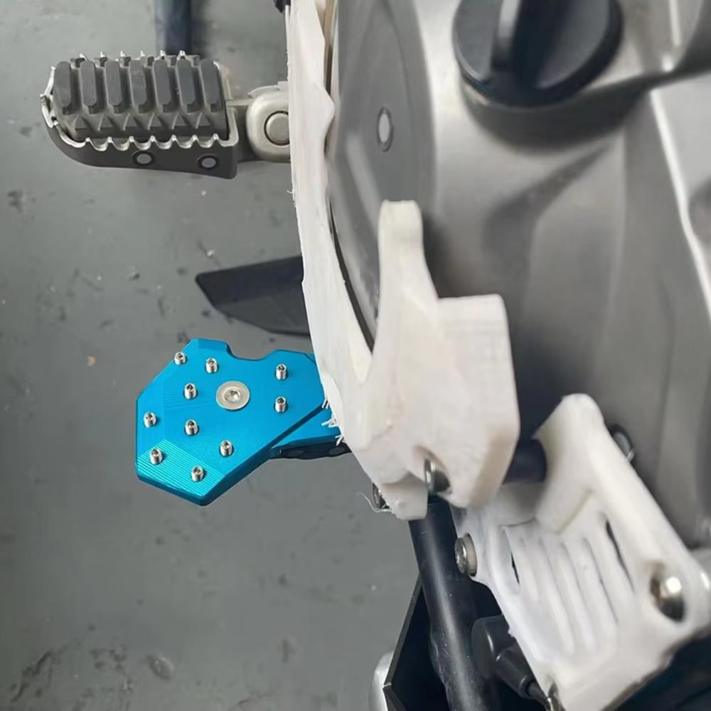 For CFMOTO 450MT 700MT MT450 MT700 MT 450 700 Brake Pedals Expansion Motorcycle Rear Footrests Enlarge Braking Pegs Rests Parts