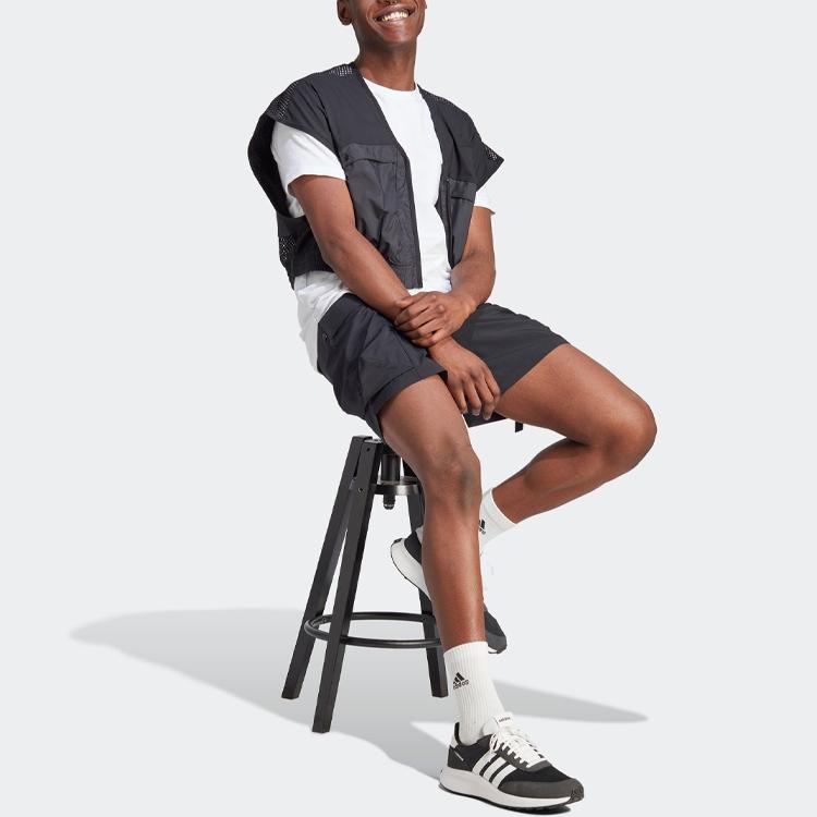 Adidas City Escape Cargo Shorts With Solid Color Logo Men Shorts Black IC6737