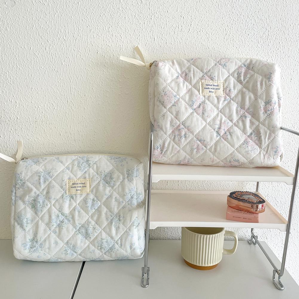 Cosmetic Storage Bag Large Capacity Checkered Makeup Bag Travel Makeup Case Lightweight Toiletry Zipper Storage Pouch for Girl