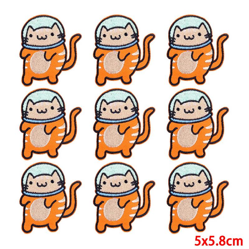 10 Pcs/lot Wholesale Embroidery Patch Iron On Patches For Clothing Patches On Clothes Jackets Decor Applique Sew Supplies