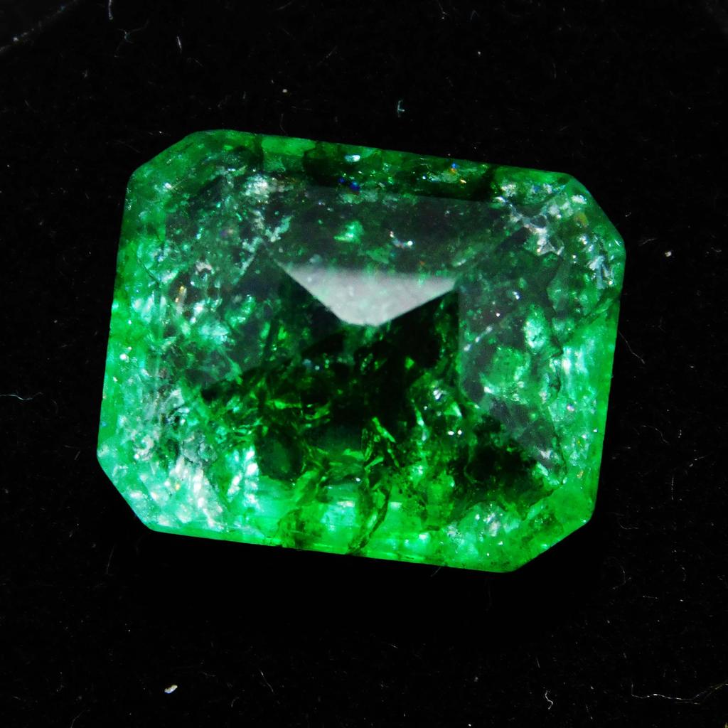 Natural Colombian Emerald Emerald Shape 6 Ct Green Certified Loose Gemstone A-3874a