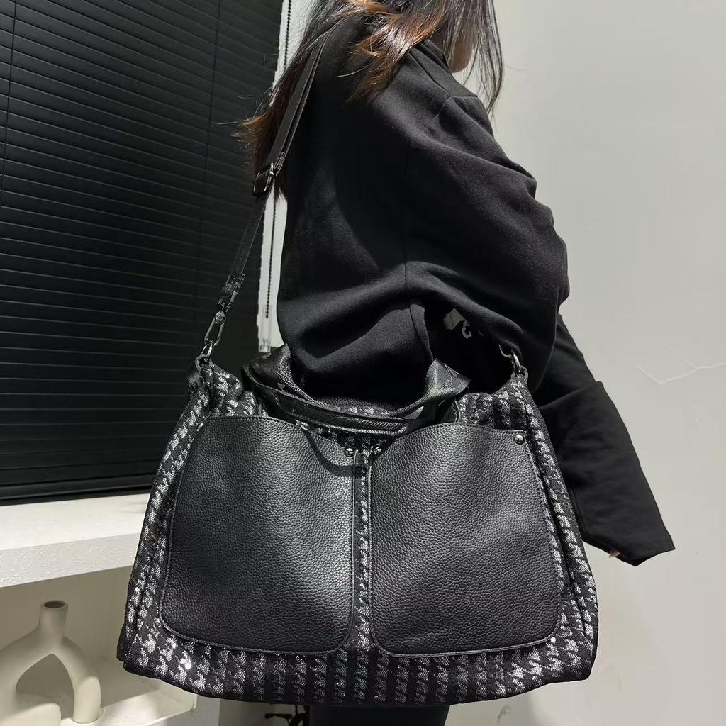 Women'S Splicing Tote Bag Large Capacity Flip Diagonal Span Handbag