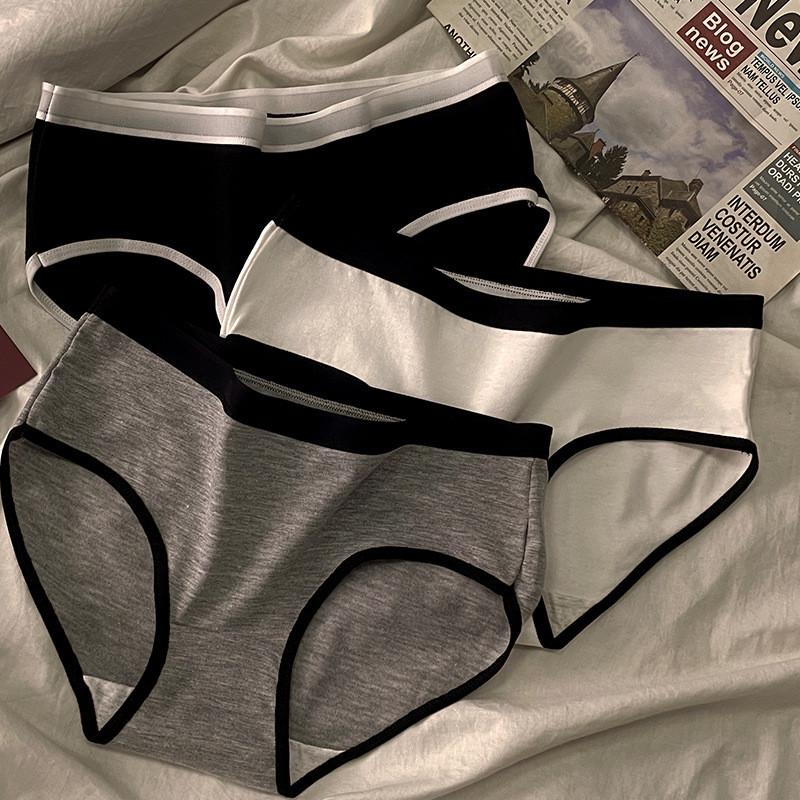 Comfortable Cotton Women's Mid Waist Breathable Sports Underwear For Students