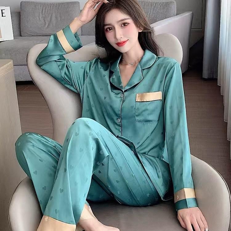 Ice Silk Women's Pajama Set - Thin Long Sleeve Top & Pants for Spring/Autumn.