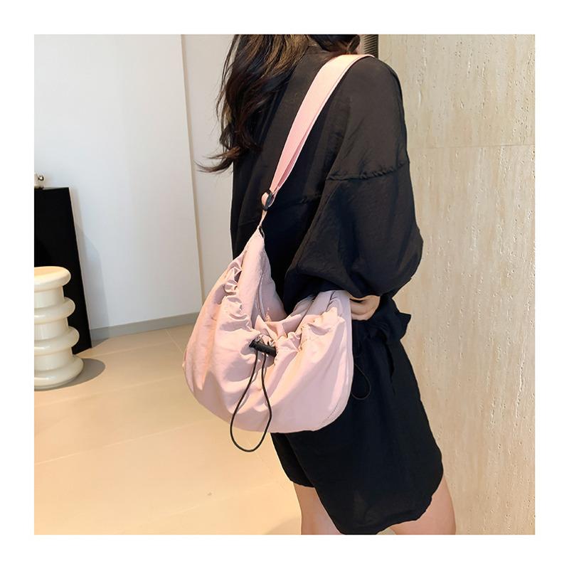 Casual Drawstring Canvas Shoulder Bag for Women Large Capacity Bucket Crossbody Purse Trendy Daily Handbag CLE