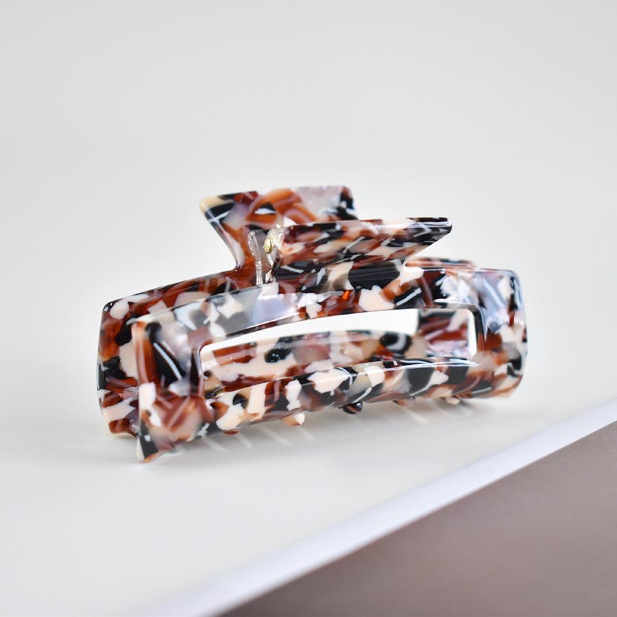 European & American Women’s Black & White Checkered Hair Clip - Large Acetate Acrylic Claw for Bun Hairstyles