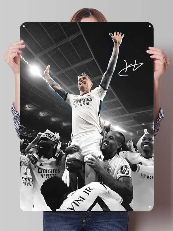 Toni Kroos Posters Football Player Sign Gamer Room Decoration Custom Metal Tin Signs for Room Wall Art Decoration Bathroom Decor