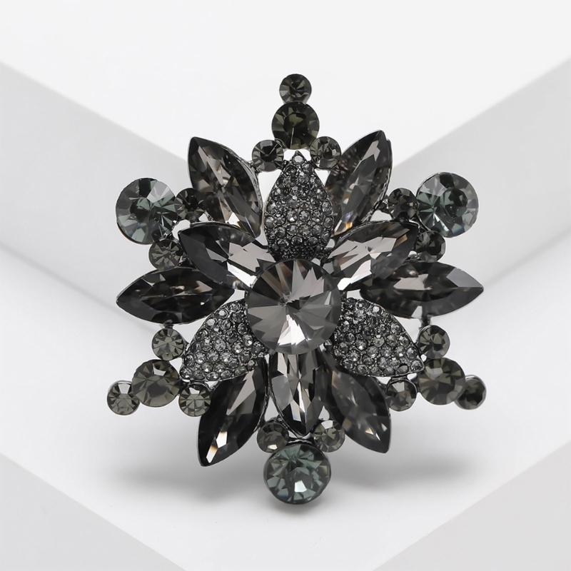 Crystals Flower Brooch For Women Elegant Party Wedding Accessories Portable Alloy Jewelry With Secure Clasp