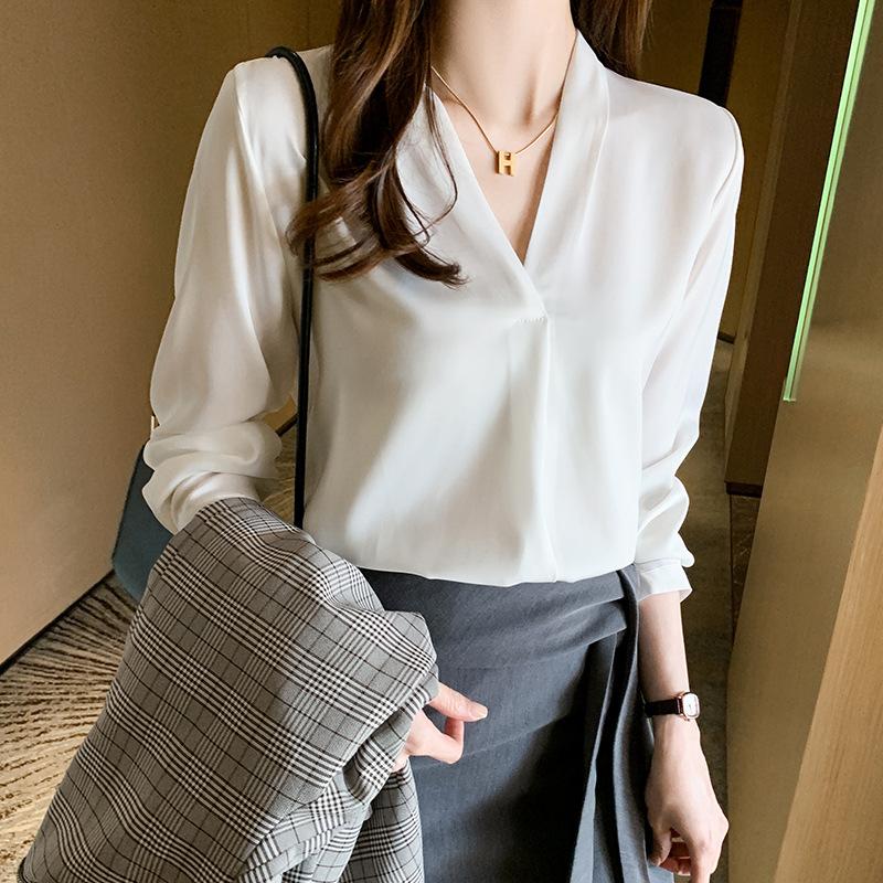 Vintage V-neck Shirt for Women Spring and Summer Long-sleeved Temperament Chiffon Workwear Suit with Simple Bottoming Tops