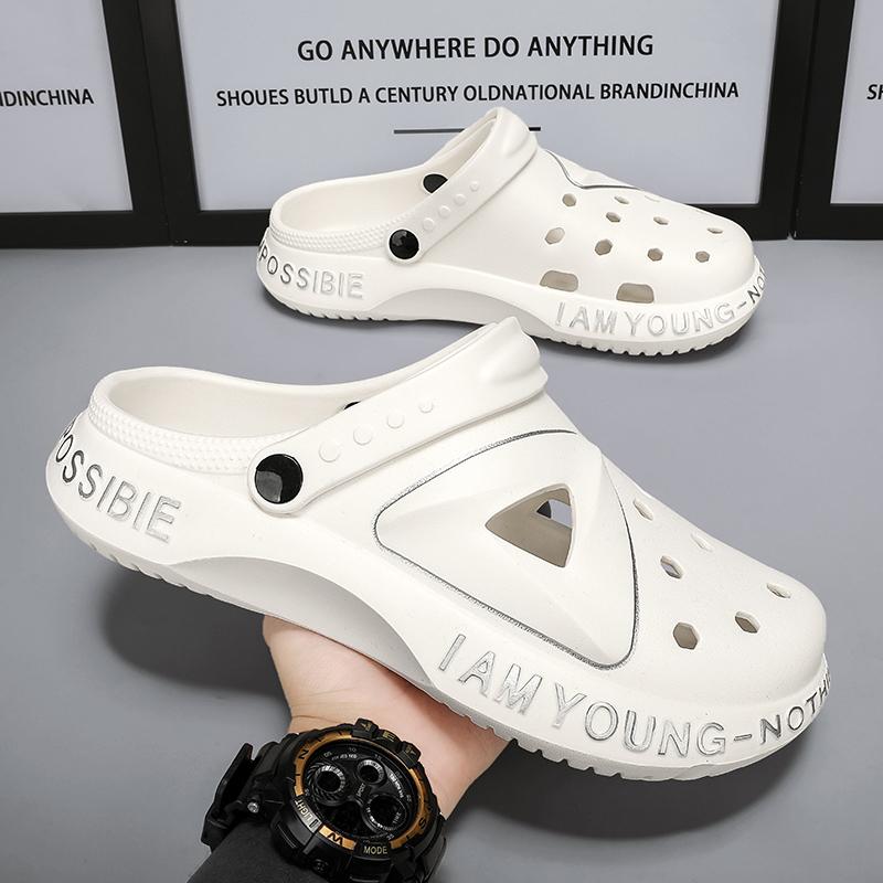 Fashion Sandals Women Waterproof Slippers Summer Outdoor Women Slides Soft Sole Garden Shoes Men Indoor Classic Nursing Clogs Sandals