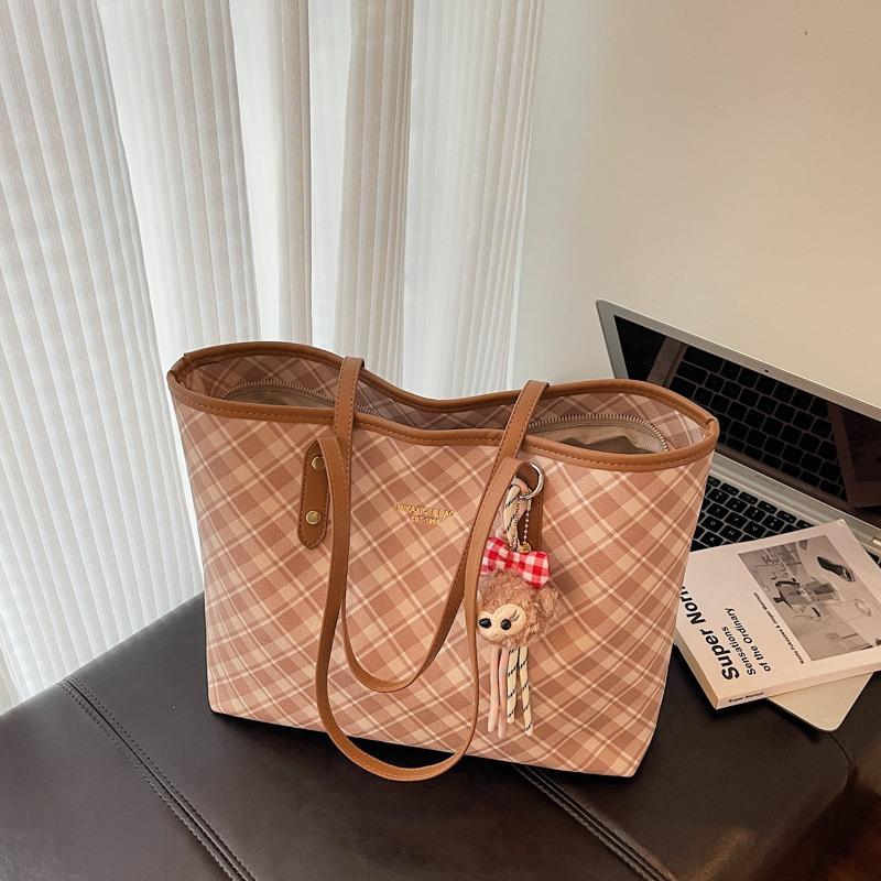 New women's bag commuting to work large capacity new retro fashion plaid commuting shoulder tote bag