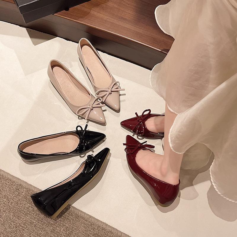 Mode Neue Französische Schleife Spitzschuh Einzelne Schuhe Herbst Neue Mode Flacher Mund Fußbedeckend Weiche Sohle Innen Erhöhende Ballerinas