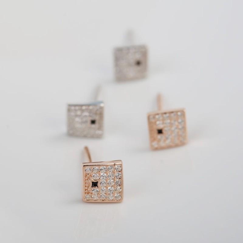 Geometric Stud Earrings for Women  Korean Style  Simple  Diamond-shaped  Rhombus-shaped  Personalized Flowers  Sweet Jewelry