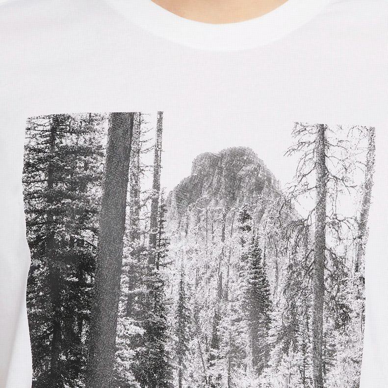 Nike T Shirts Men's White Crew Neck Moderate Straight Fit DM5434-100