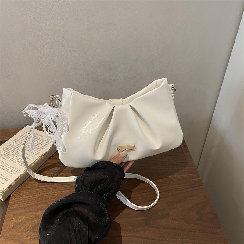 Popular Underarm Bag with Cloud-like Texture, Small and Exclusive Single-shoulder Pleated Crossbody Bag