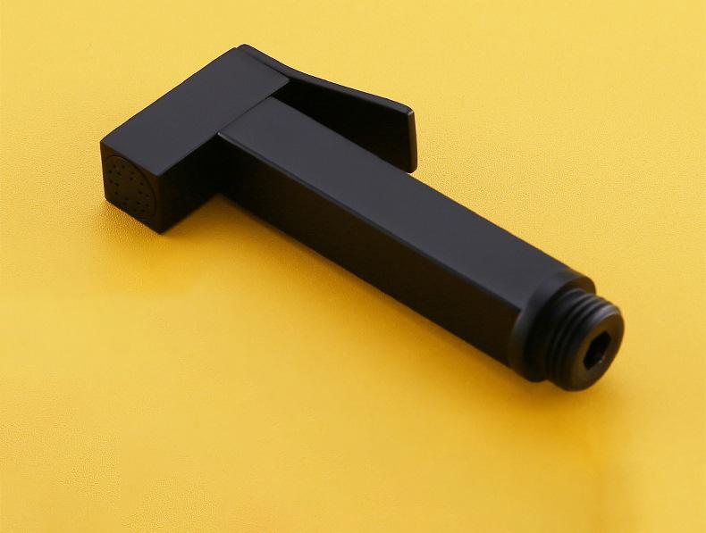 Matte Black Bathroom Bidets Faucet Toilet Cleaner Bidet Sprayer Toilet Faucets Hygienic Bidet Taps Shower Spray Gun