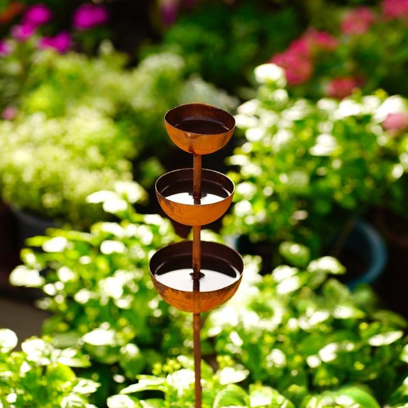 Rusty Garden Rainwater Collector Decoration Outdoor Three Cup Integrated Rainwater Container Ground Plug