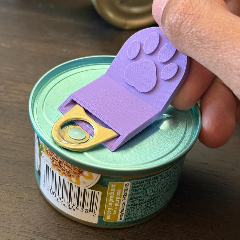 

Portable Pet Can Opener with Ergonomic Non-Slip Handle - Durable Plastic Kitchen Tool for Cat & Dog Food Cans