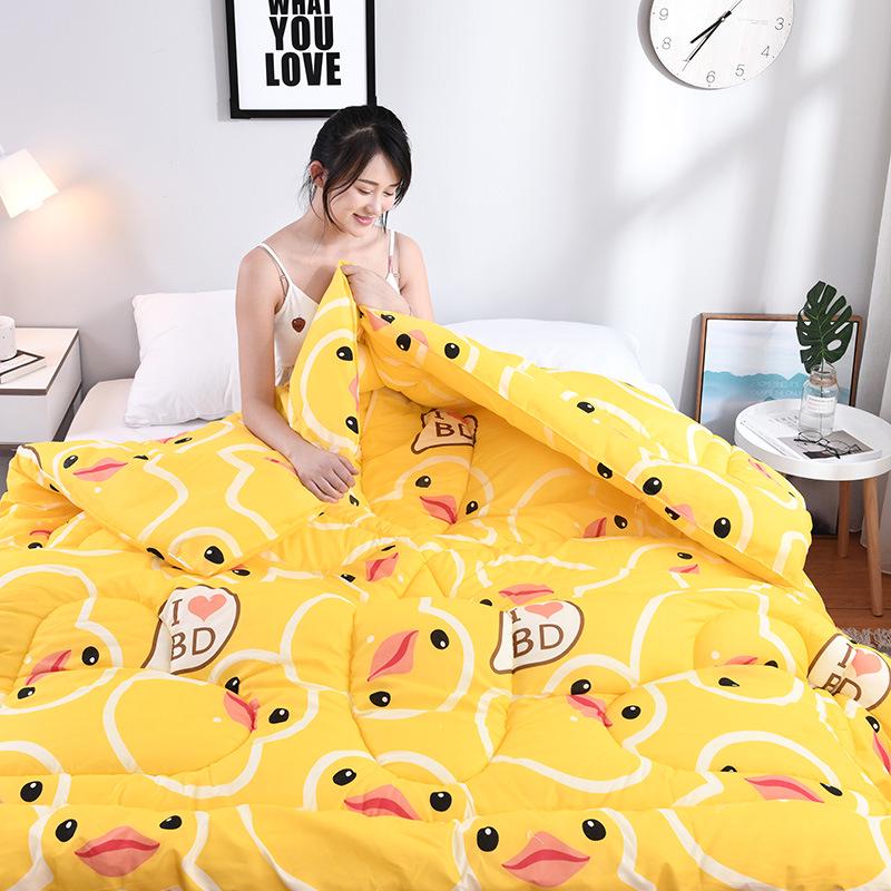 All-Season Machine Washable Cotton Quilt for Dorms: Perfect for Spring, Autumn, and Winter In Twin or Double Sizes