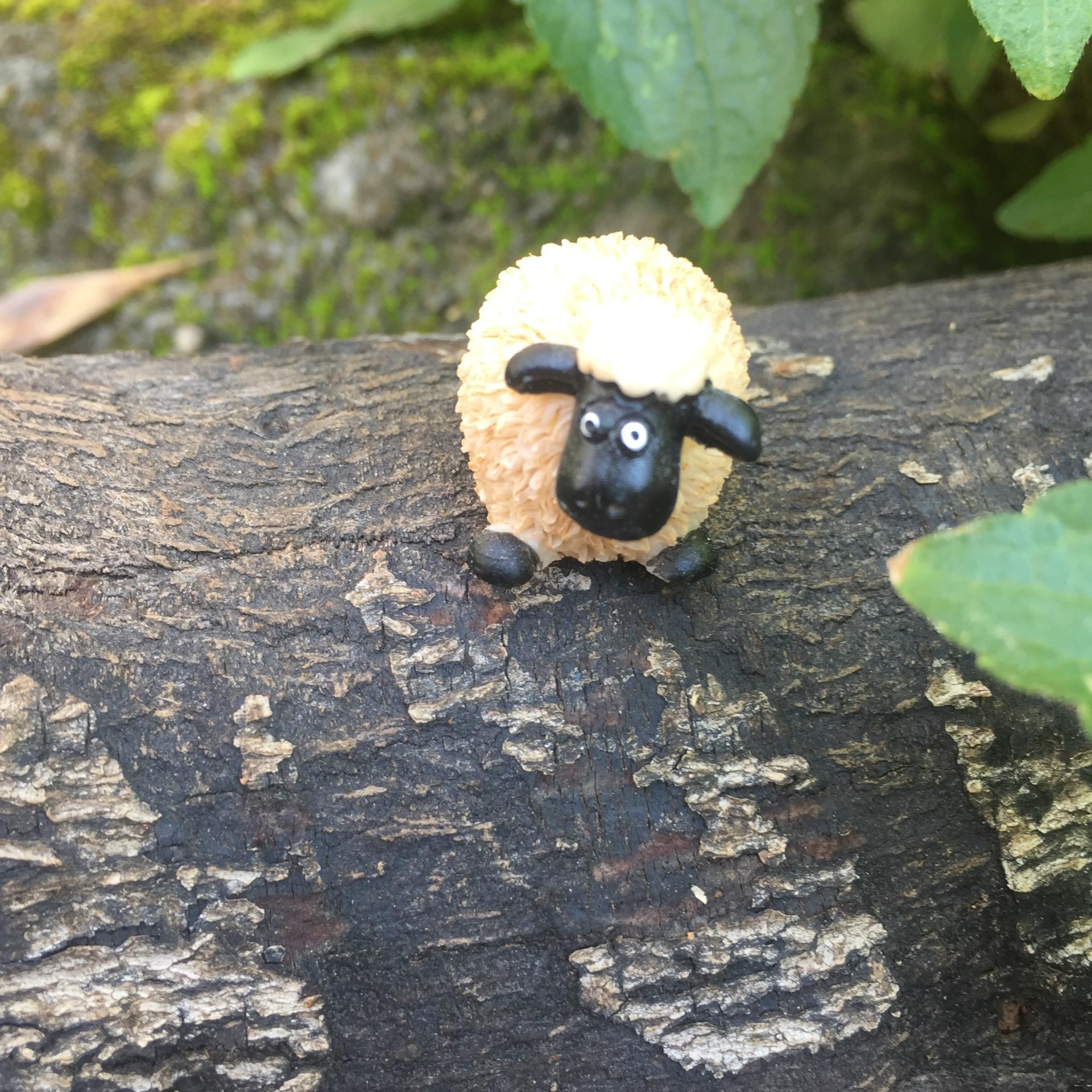 Микро-ландшафт из мха, смоляные фигурки овец - ZAKKA, поделки из мелких животных 3.5CM x 2CM