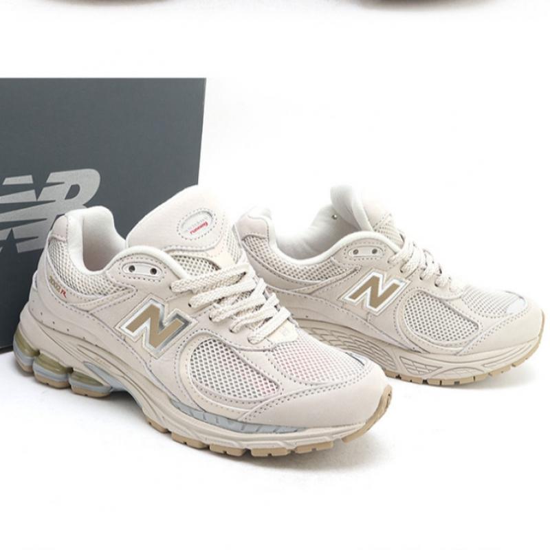 New Balance 2002 Beige