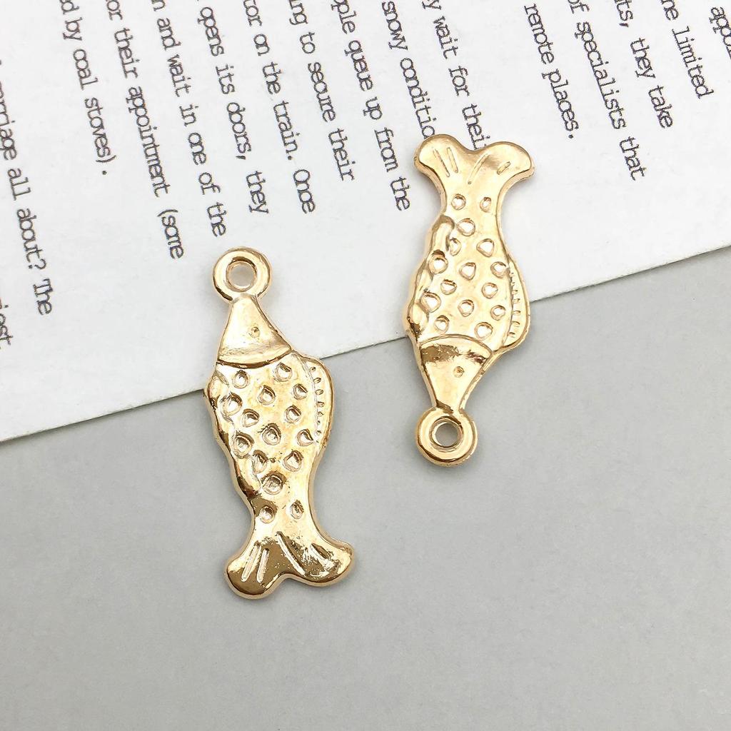 Smíšené přívěsky mořských živočichů ze 16K zlata: Přívěsky ve tvaru mušle, hvězdice, chobotnice, želvy a mušlí pro DIY šperky.