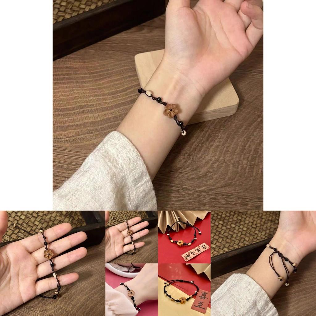 Chic Peach Blossom Adjustable Bracelet For Women Featuring Delicate Floral Design