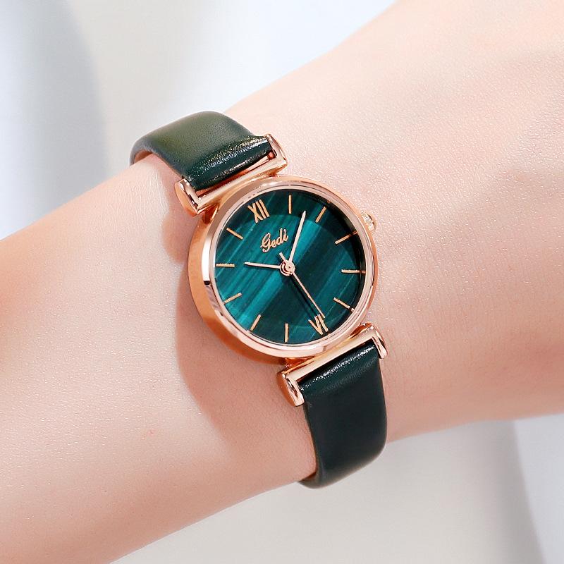 

Модные женские часы, маленькие круглые часы в литературном ретро-стиле, стиль Ins, универсальный ремень, кварцевые женские часы