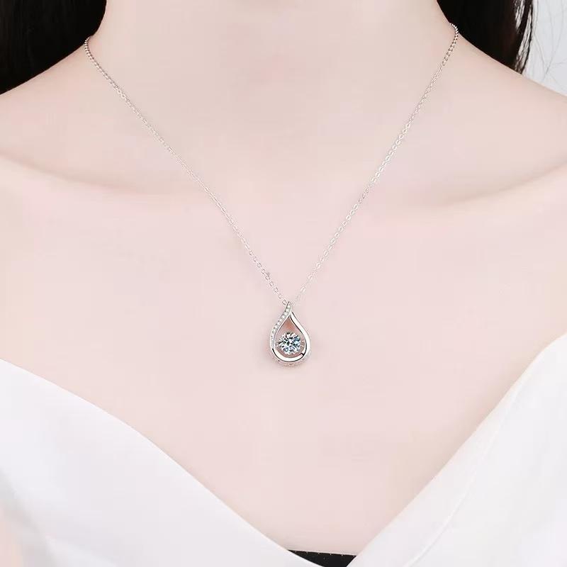925 Sterling Silver Zircon Woman Necklace Shiny Charm Geometric Shape Pendant Choker Birthday Party Gift Exquisite Jewelry