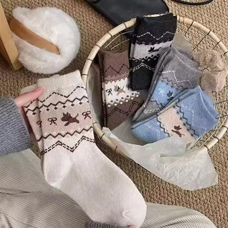 5 pairs Autumn Winter New Vintage Dog Socks Bow Cartoon Cute Middle Socks Fashionable Versatile Women's Socks