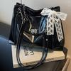 Korean version bag crossbody women's versatile underarm bag 2025 new simple commuter shoulder bag large capacity tote bag