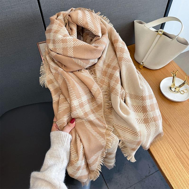 Autumn New Versatile Striped Jacquard Scarf Women's Fashion Warm and Cold Scarf with Decorative Shawl