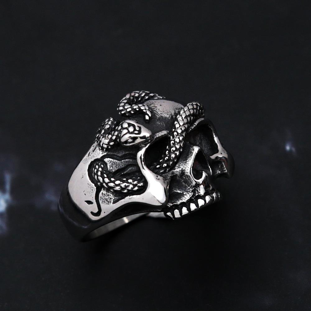 European and American Hiphop Hip-hop Snake Skull Ring Halloween Dark Trend People