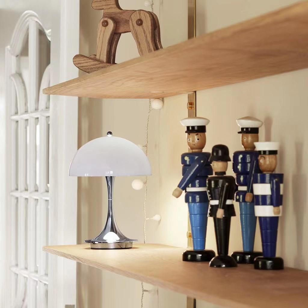 LED Mushroom Small Table Lamp Portable USB Charging Dimmable Flower Bud Lamp Bedroom Bedside Lamp