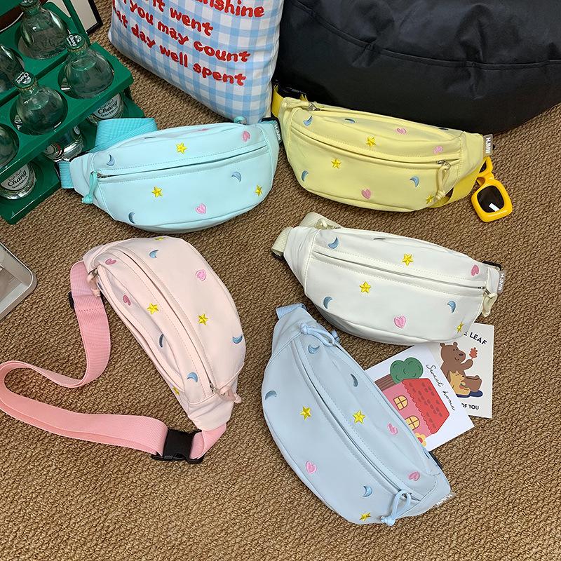 Breast bag women's Japanese cute embroidered fanny pack simple and lightweight shoulder small backpack women's leisure sports student messenger bag