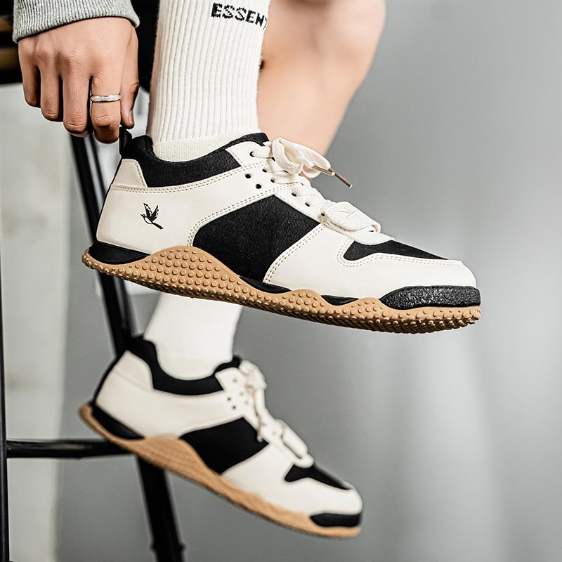 Men’s Red Sports Shoes Casual Green Street Style Running Sneakers Students Over Sized White Skateboard Shoes