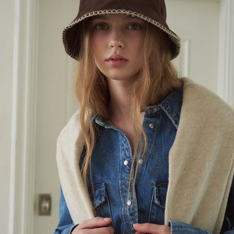 ALLINCOMPLETE Z Stitch Windmill Bucket Hat (4 Colors)