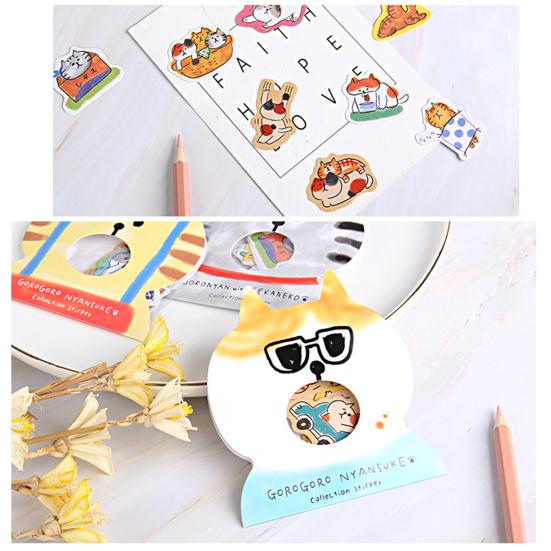30Pcs  Adorable Attractive Stickers Creative Cats Elements Paper Suitcase Stickers for Hand Account