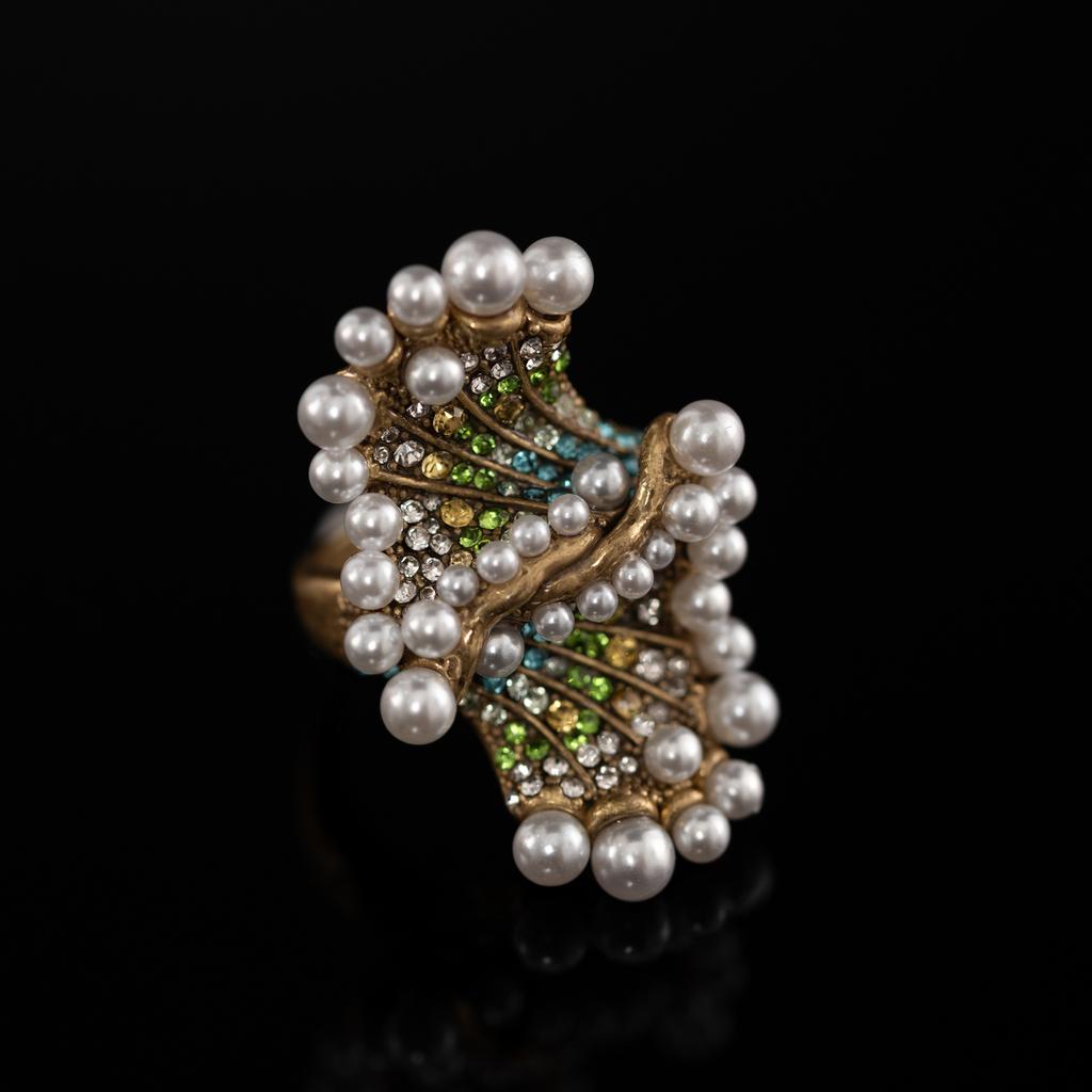 Medieval Copper Alloy Ring, Retro Court Style, High Sense Female Designer Temperament, New Ring