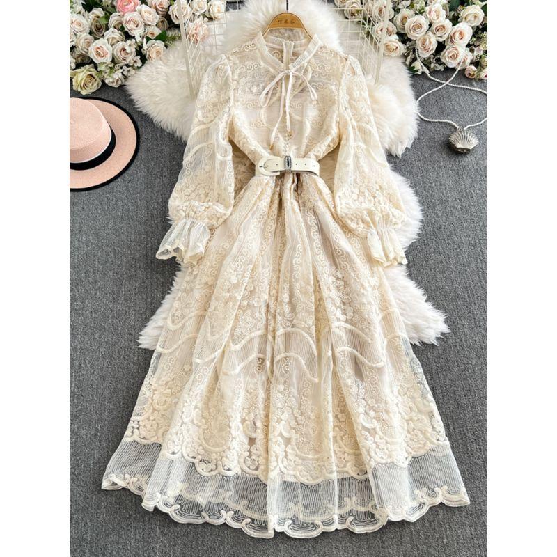 French Style Vintage Court Style Dress Machine Embroidery Wooden Ear Silm Long Lace Dress Classy Exquisite Dress