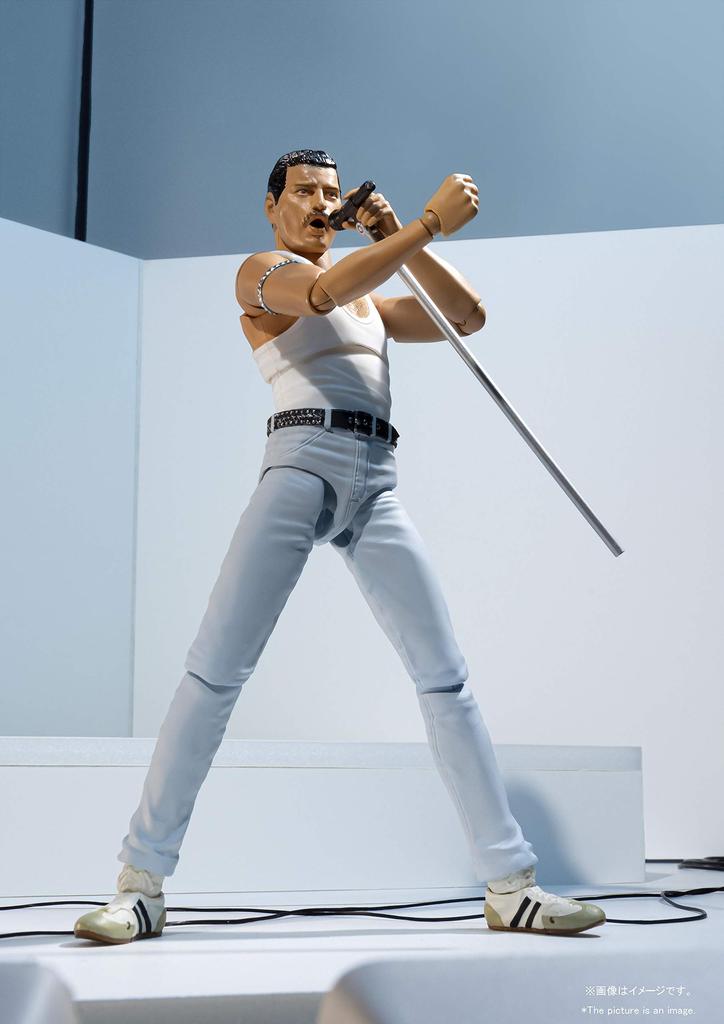 TAMASHII NATIONS Freddie Mercury Live Aid דמות מטלטלת צבועה 150 מ"מ SHFiguarts Ver. משוער. ABS&PVC