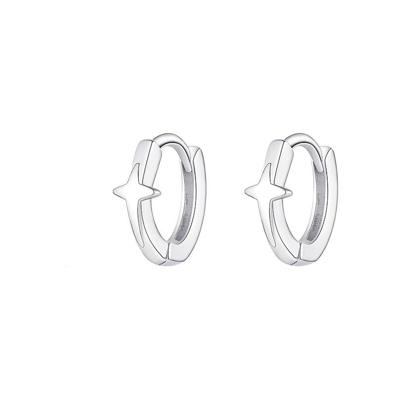 

Милая четырехконечная звезда крест ушная пряжка летний простой темперамент холодный ветер круг маленькая серьга прилив