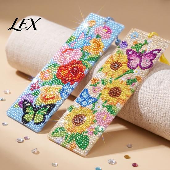 Kids Educational Toys 4PCS Christmas Theme Diamond Painting Bookmarks, Creative DIY Art Kits, Novelty Book Lovers Gift Stress Relief Portable Markers