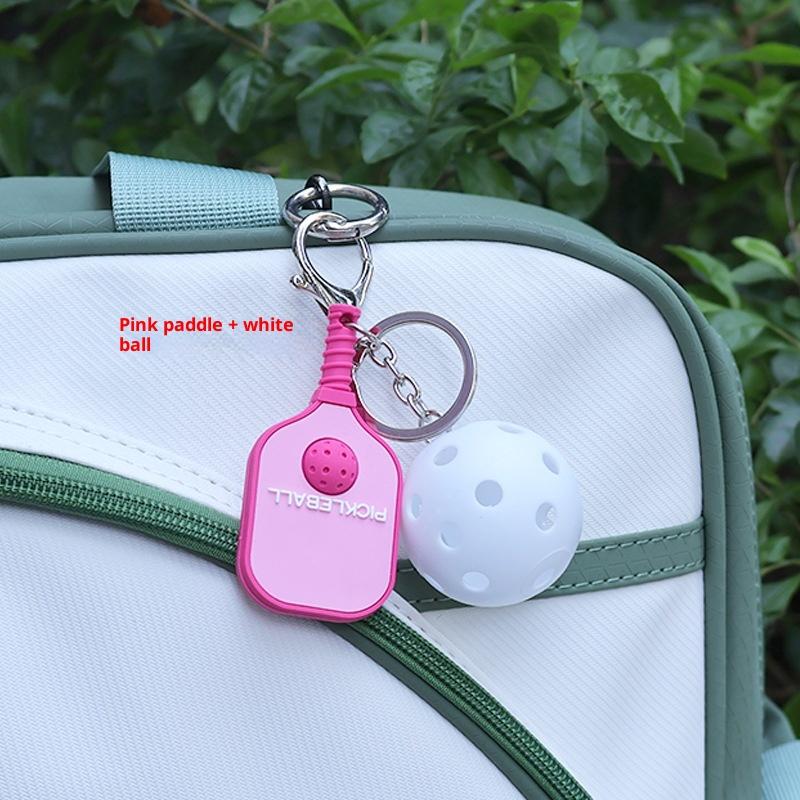 מחזיק מפתחות מתכת מחבט פיקלבול יצירתי מחזיקי מפתחות כדור גולף חלול צבעוני מעריצי כדור דינק מתנה למסיבה תליון לשקית מתנה